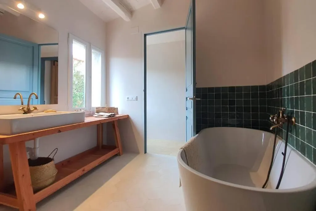 Can Camades - Casa Amb Jardi I Piscina A L'Emporda La Tallada Spain